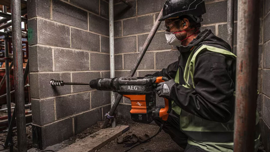 Perforateur filaire SDS Max SMRH12K 4935500786 AEG Perforateur filaire SDS Max SMRH12K 4935500786 AEG